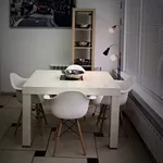 Дизайнерский кухонный стол.
