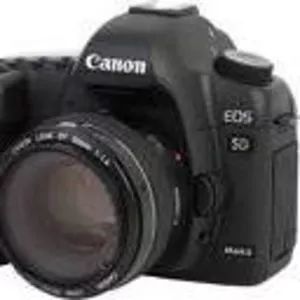 Canon EOS 5D Mark II 21.1MP CMOS Digital SLR Camera