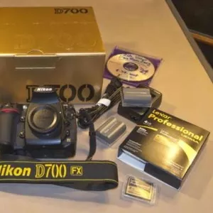 Nikon D700 цифровая зеркальная камера с Nikon AF-S VR 24-120mm объекти