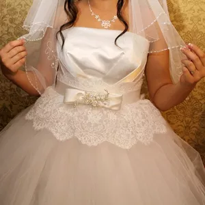 Свадебное платье в идеальном состоянии + манто из кролика