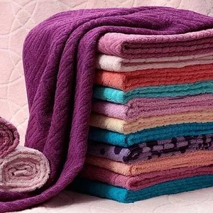 Стоки  домашнего текстиля и полотенец  из Турции