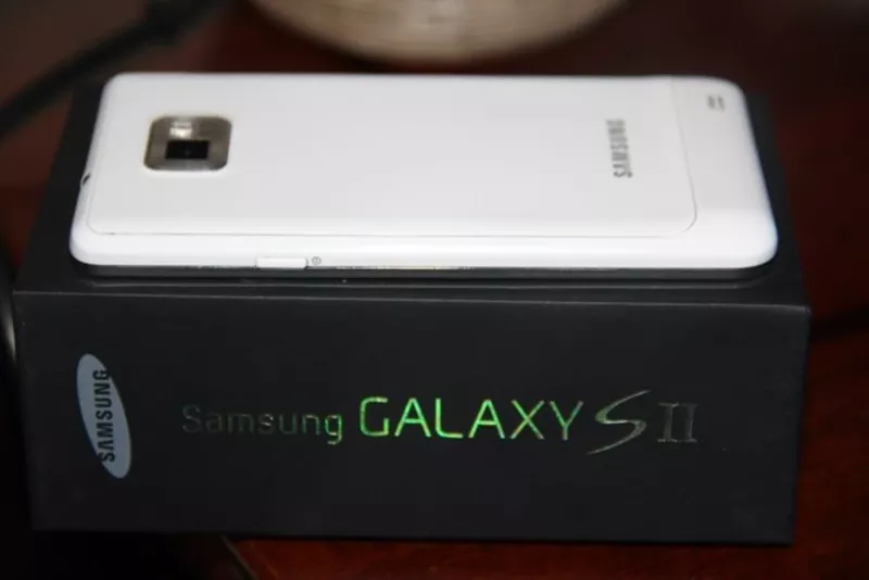 Samsung galaxy S2 White 32GB (Астана) обмен на планшет  3