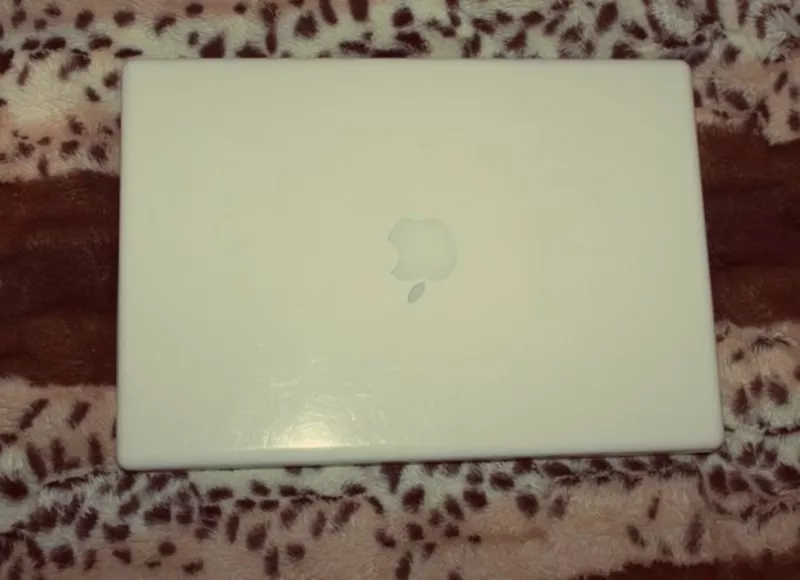 Продам MacBook White в Астане  2