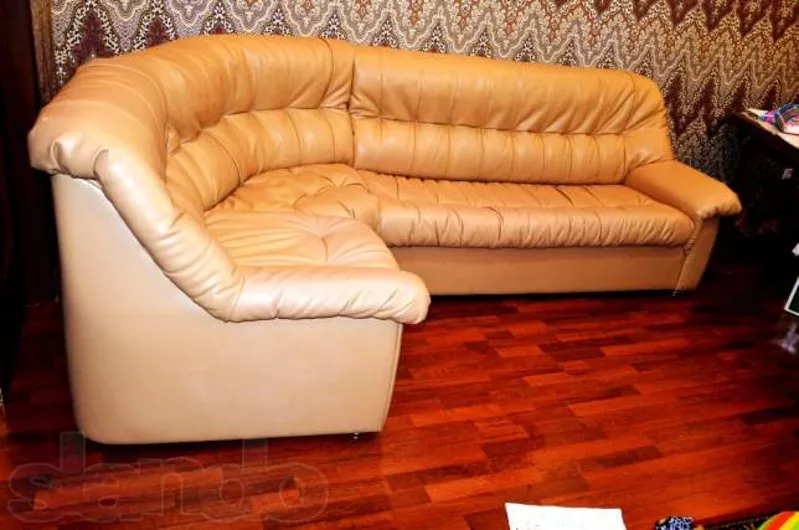 Кожаный диван 2