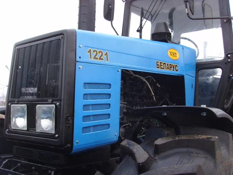 Трактор МТЗ Беларус 1221 2