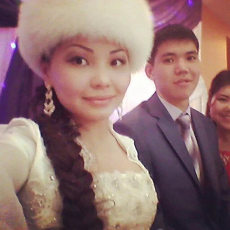 Дам на прокат свадебное казахское платье 3