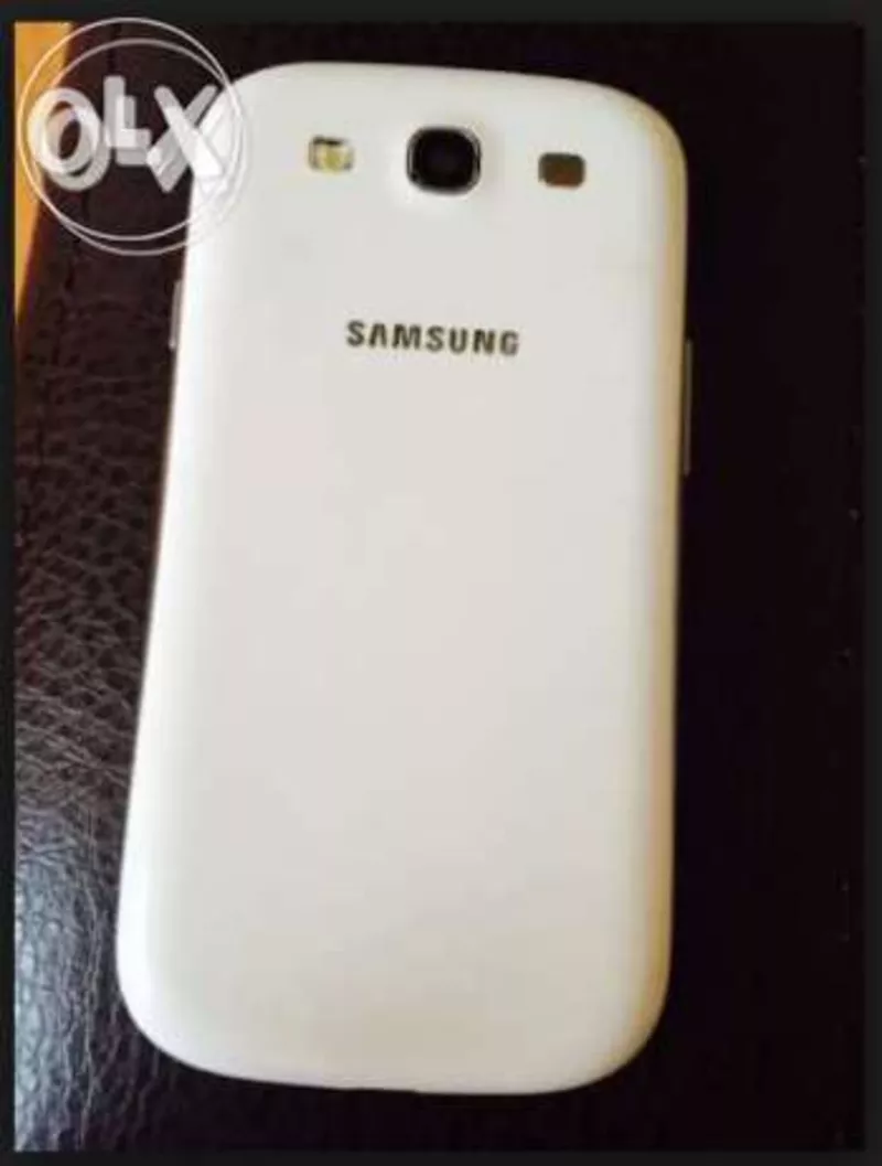 Продам в идеальном состоянии Samsung s3. 2