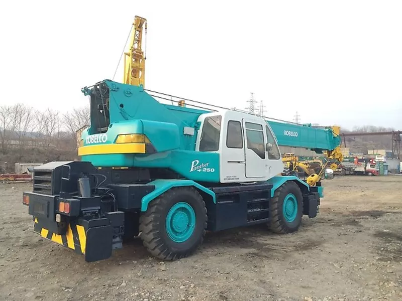 Кран 25 тонн Kobelco RK250-3 во Владивостоке