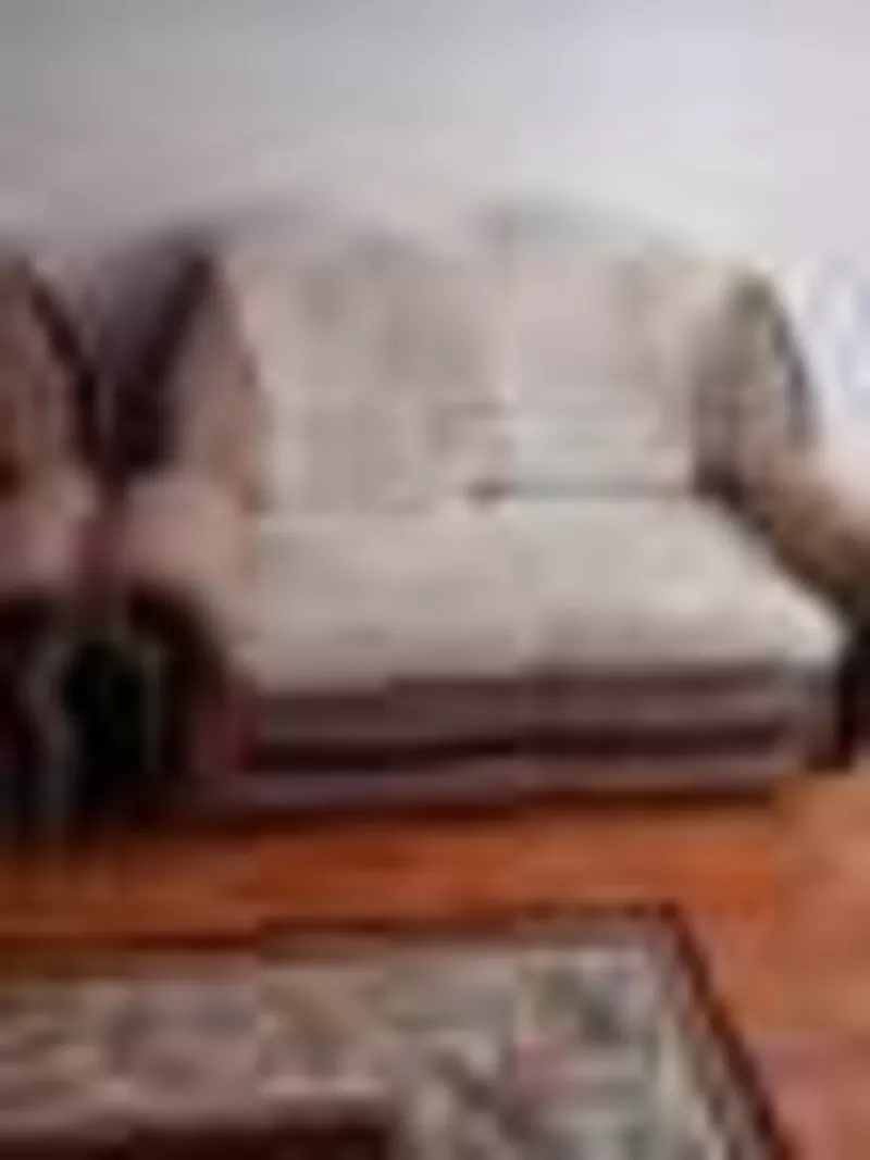 Малый диван и кресло 