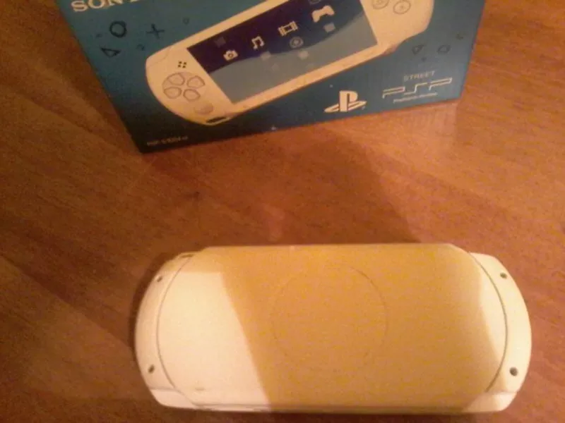 Продаю PSP E1004 IW ice white  2