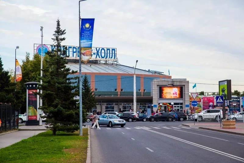 Реклама на LED-Экранах в городе Астана 3