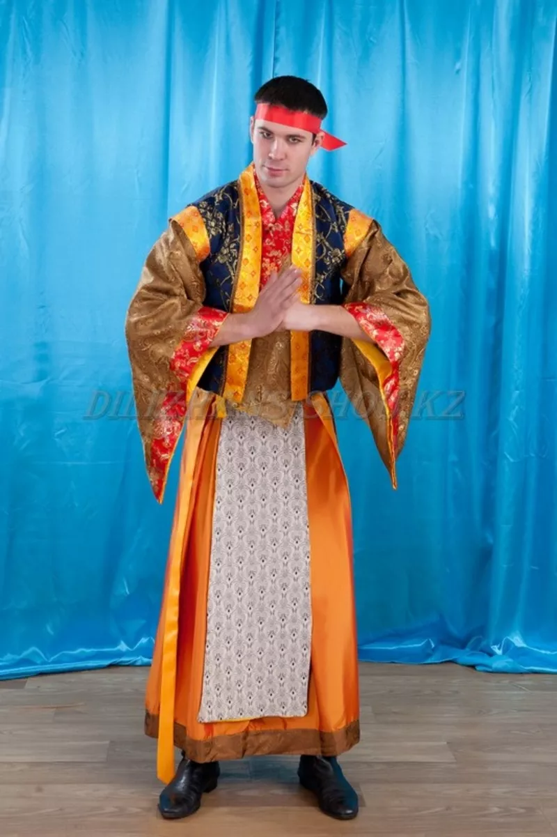 Прокат взрослых китайских национальных костюмов 4
