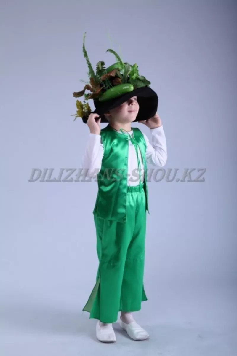 Карнавальный костюм «Огурец» для осеннего бала. 2