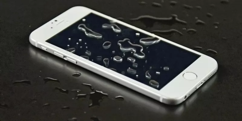 Восстановление iPhone после попадания жидкости