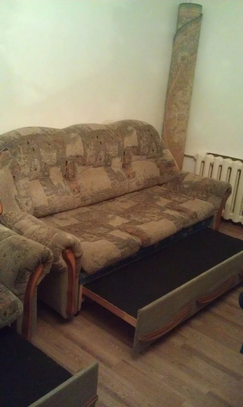 Продам выдвижные диваны: 2-ка и 3-ка 2