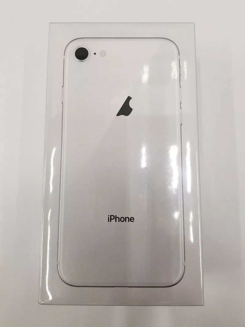 Новый Apple iPhone 8 - 64 ГБ - Серебряная фабрика разблокирована