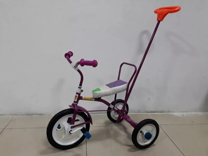 Детский трехколесный велосипед Балдырган с родительской ручкой/Подарок 2