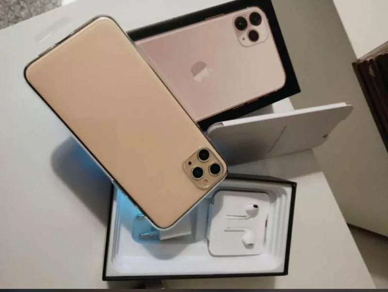 Selling iPhone 11 Pro iPhone X