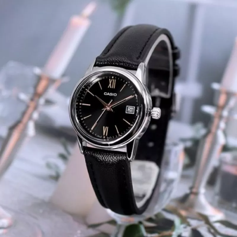 Женские наручные кварцевые часы Casio LTP-V002L-1B3UDF. Оригинальные.