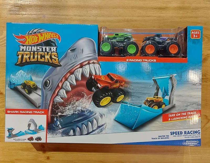 Трек Hot wheels Monster Trucks Shark. Трэк Атака Акулы. Хот вилс. 2