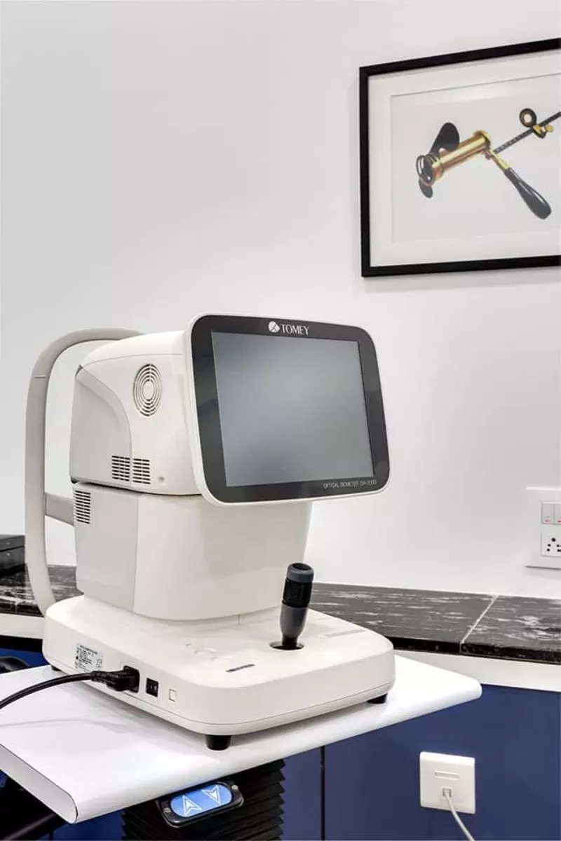 Tomey OA-2000 Optical Biometer 2