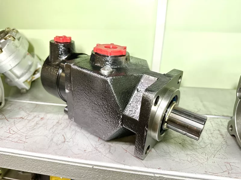 Гидронасос аксиально-поршневой НА 1.50/32 G4.У1 (левого вращения). 10