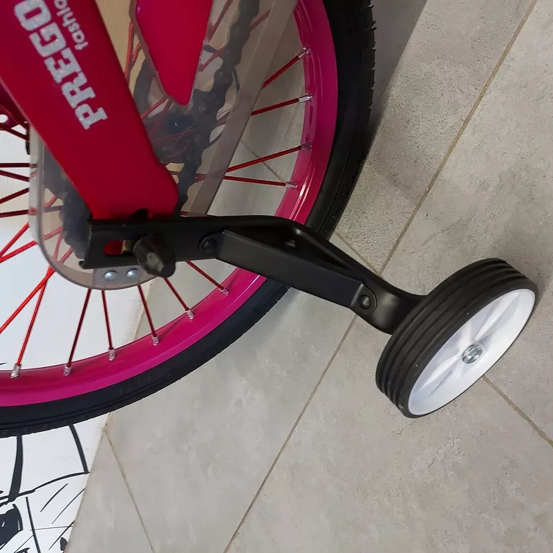 Двухколесный Розовый Детский велосипед. Размер 18