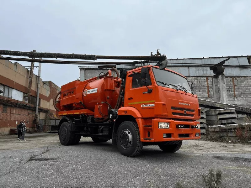 Илосос 9+1м3 на базе Камаз 53605 8